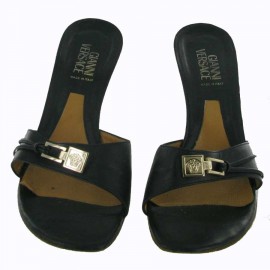 GIANNI VERSACE t 37 black leather mules