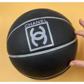 Ballon de Basket CHANEL