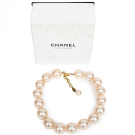 Shoker CHANEL perles pate de verre rose