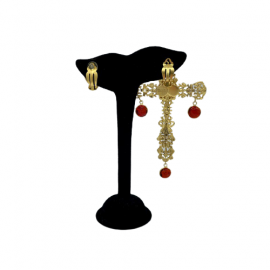 Clous croix pendantes MARGUERITE DE VALOIS saphir et rubis