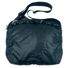 Sac CHANEL noir toile parachute