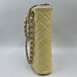 Timeless Vertical CHANEL verni jaune