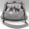 Sac gris clair CHANEL cuir vieilli