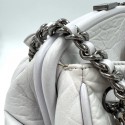 Sac gris clair CHANEL cuir vieilli