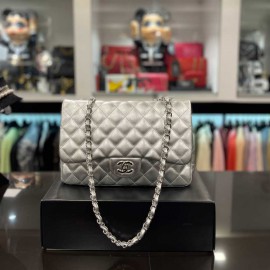 Jumbo CHANEL cuir argent