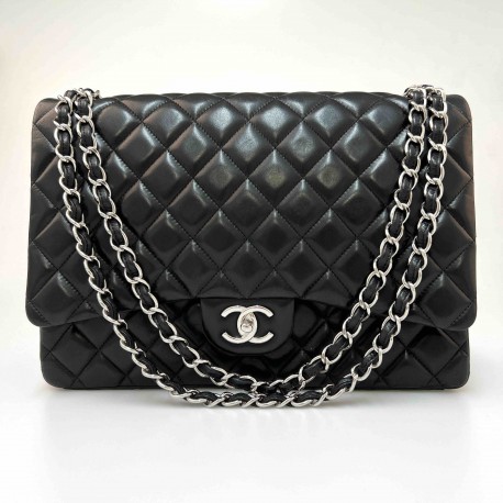 Maxi Jumbo CHANEL cuir d'agneau noir