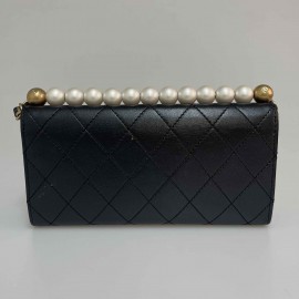 Wallet on chain CHANEL noir et perles