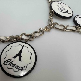 Sautoir CHANEL charms Paris