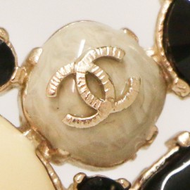 Broche CHANEL perles nacrées 