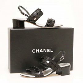 Sandales T37,5 CHANEL sequins                                  