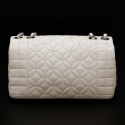 Sac Timeless CHANEL cuir blanc