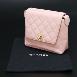 sac CHANEL cuir d'agneau rose