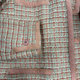 Tailleur CHANEL tweed rose