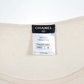 Robe CHANEL T38 cachemire et crochet blanc 