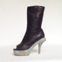 CHANEL t. 39.5 Paris Shanghai boots in Black Suede platform printed and painted wood green and gold