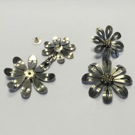 Boucles d'oreilles clous LANVIN pendants