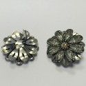 Boucles d'oreille clips LANVIN marguerite en métal argenté et strass