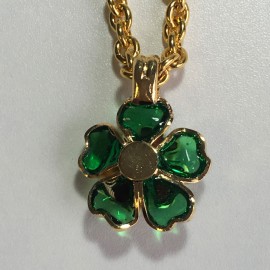 MARGUERITE of VALOIS necklace floweret Emerald and amber glass