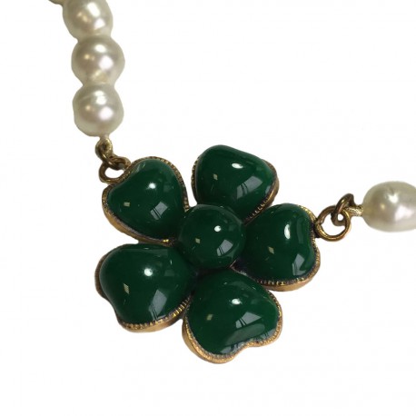 Collier MARGUERITE DE VALOIS fleurette et perles nacrées