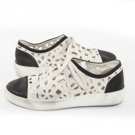 Sneakers CHANEL T 39.5 bicolores 