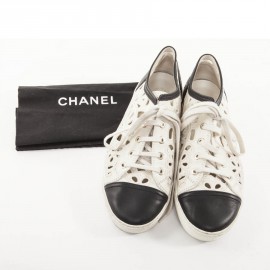 Sneakers CHANEL T 39.5 bicolores 