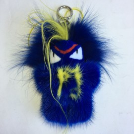 vvv Bijou de sac FENDI modèle FENDIRUMI BUG-KUN  vison bleu et jaune