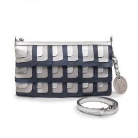 Pochette HOGAN by KARL LAGERFELD en cuir argent et bleu 