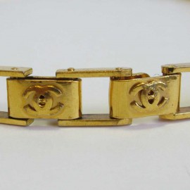 CHANEL vintage articulated belt in gilded metal