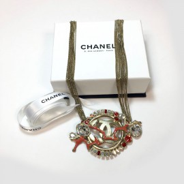 Collier CHANEL Corail et strass