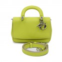 Sac BE DIOR cuir taurillon vert acide 