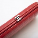 Clutch CHANEL cuir verni rouge