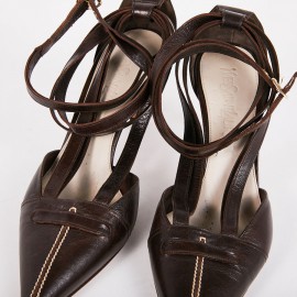 Escarpins T37 Yves Saint Laurent en cuir marron