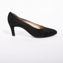 Escarpins Chanel T39,5 en veau velours noir