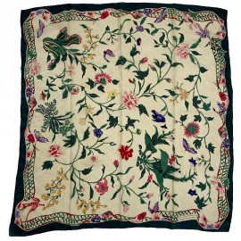 Foulard motif fleurs