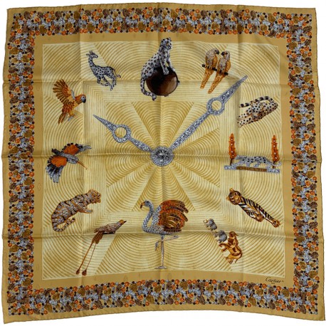 Foulard CARTIER Horloge Bijoux animaux en soie or