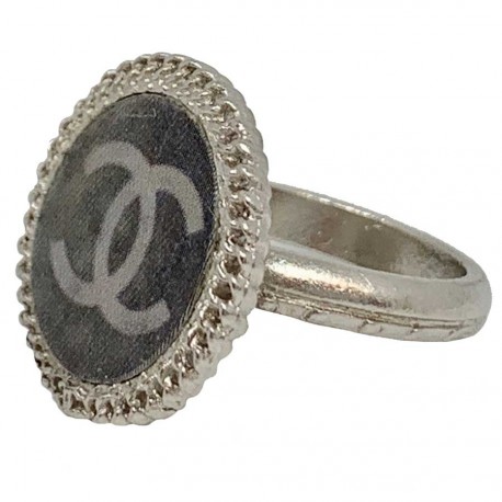 Bague CHANEL"CC" 