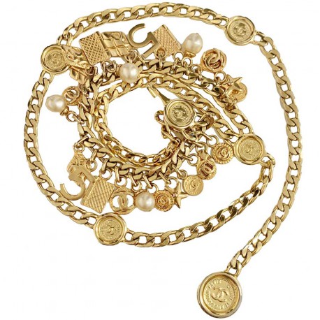 CHANEL Vintage Chain and...