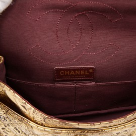 Sac CHANEL "Paris-Moscou" cuir perforé  doré Edition Limitée