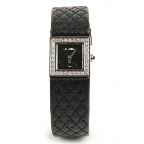 Montre CHANEL Wristwatch en acier et diamants