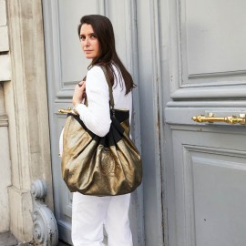 Grand sac Chanel doré brillant