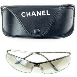 Lunettes de soleil CHANEL