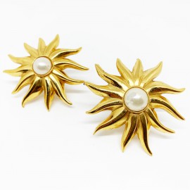 Clips d'oreille CHANEL soleil et perles nacrées