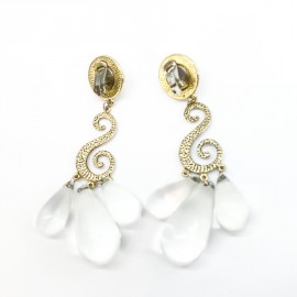 Longues boucles d'oreille vintage