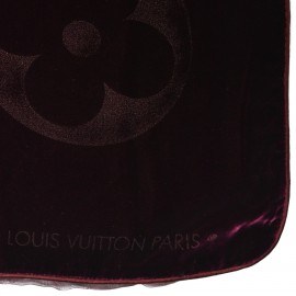 LOUIS VUITTON Châle en velours rouge Cardinal